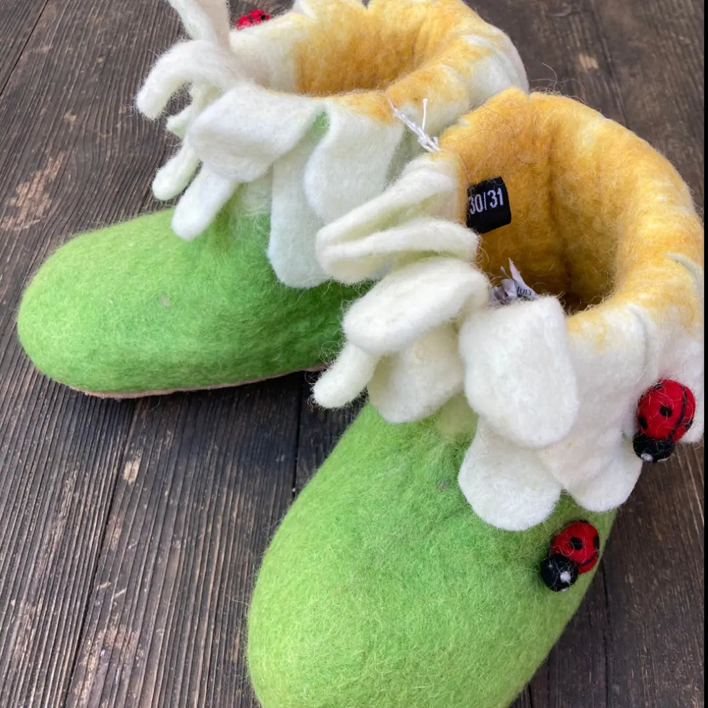 Gänseblümchen Marienkäfer Boots