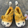 Tiger Filzpantoffeln Kinder - handgemacht, orange und gelbe, handgemachte Kinderhausschuhe aus Wollfilz.