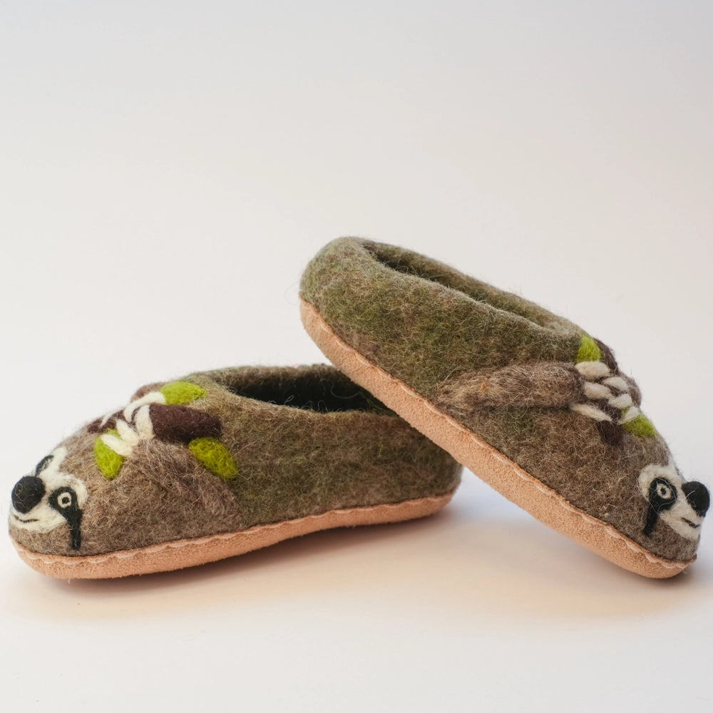 Faultier Filzpantoffeln Halbschuhe Kinder von Mausschuh by Motherearth Munich Ansicht Seite